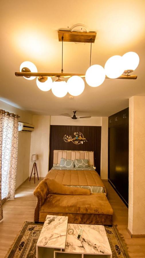 Caramel Dlf My Pad Aparthotel Лакнау Екстериор снимка