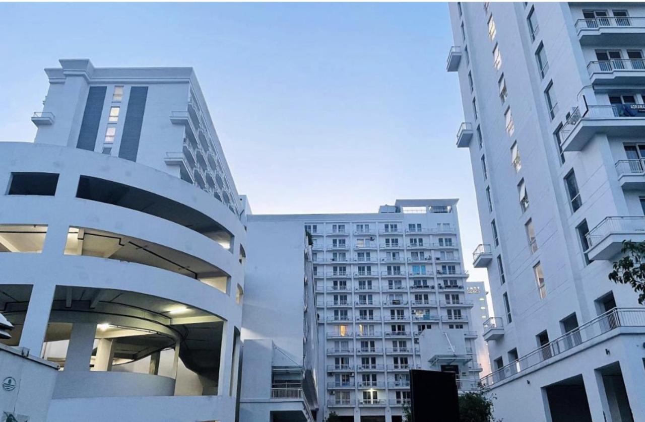 Caramel Dlf My Pad Aparthotel Лакнау Екстериор снимка